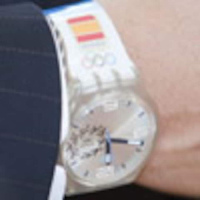 El reloj que marca las horas de Haakon de Noruega durante su viaje a Ghana: maquinaria suiza, carácter español