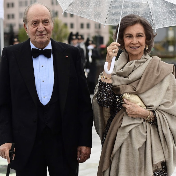 Don Juan Carlos y doña Sofía, de cumpleaños 'royal'  días antes de sus bodas de esmeralda
