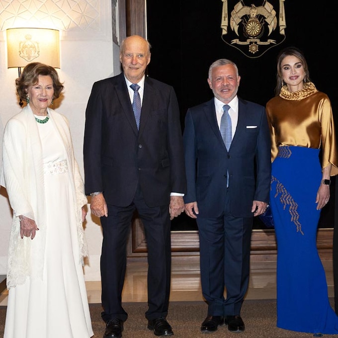 Rania de Jordania pone el broche de oro al primer día de visita de Estado de Harald y Sonia de Noruega