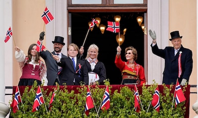 La Familia Real noruega celebra el Día Nacional sin baño de multitudes, pero con algunas sorpresas