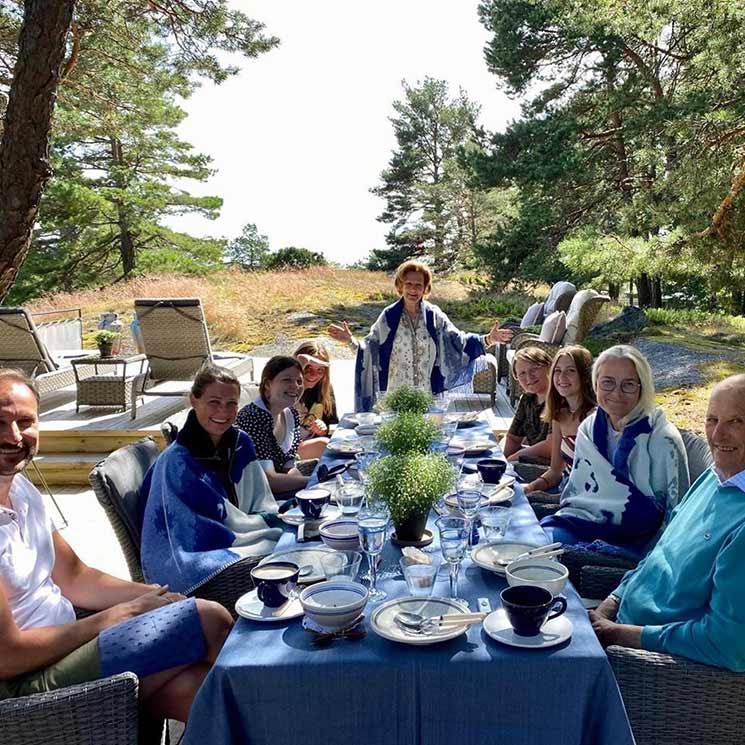 Sonia de Noruega celebra su cumpleaños con una comida campestre en familia