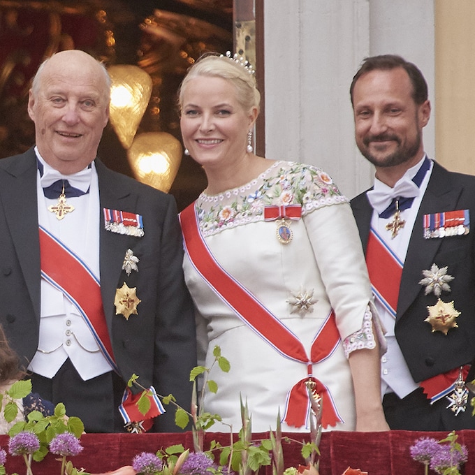 La decisión del rey Harald que abre una nueva etapa en Noruega, ¿afectará a los príncipes Haakon y Mette-Marit?