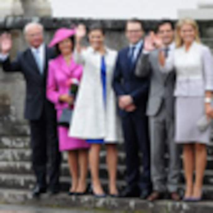 Los príncipes Daniel y Victoria de Suecia asisten a su primer acto oficial tras su boda