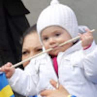 La princesa Estelle anima a Suecia en el campeonato de esquí
