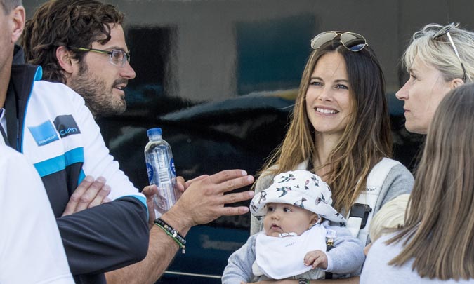 ¡Creciendo a toda velocidad! Alexander de Suecia, un pequeño gran fan del príncipe Carlos Felipe en las carreras