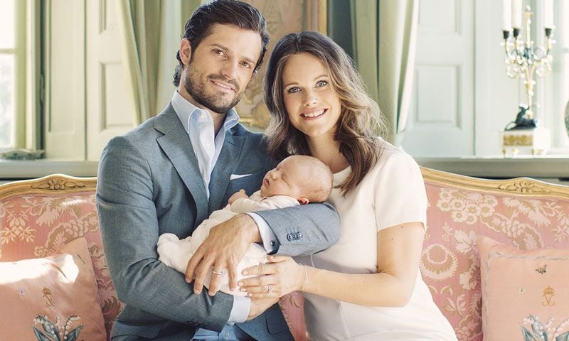 Carlos Felipe y Sofia de Suecia preparan con mimo el bautizo del príncipe Alexander