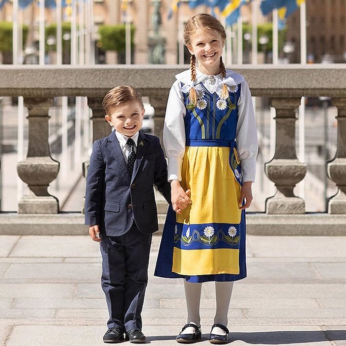 La Familia Real sueca se viste de azul y amarillo para celebrar un Día Nacional muy diferente