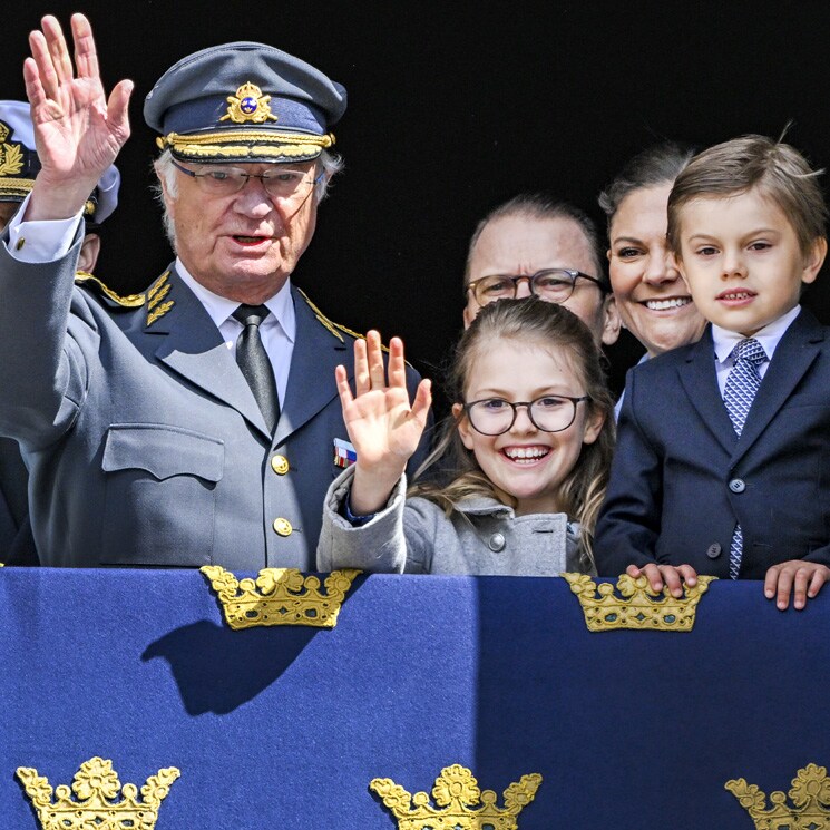 Los nietos de Carlos Gustavo de Suecia derrochan espontaneidad y simpatía en el 76 cumpleaños del monarca