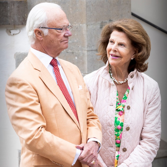Los reyes de Suecia, de vacaciones privadas en Seychelles tras la operación del monarca 
