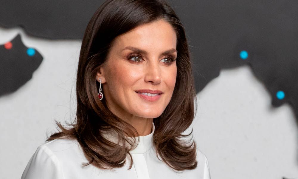 Consigue el look de la reina Letizia a precio de Black Friday