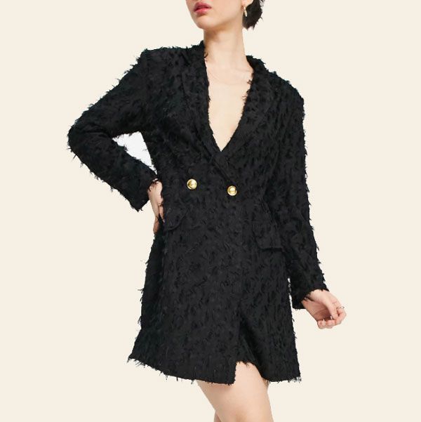 Un vestido blazer