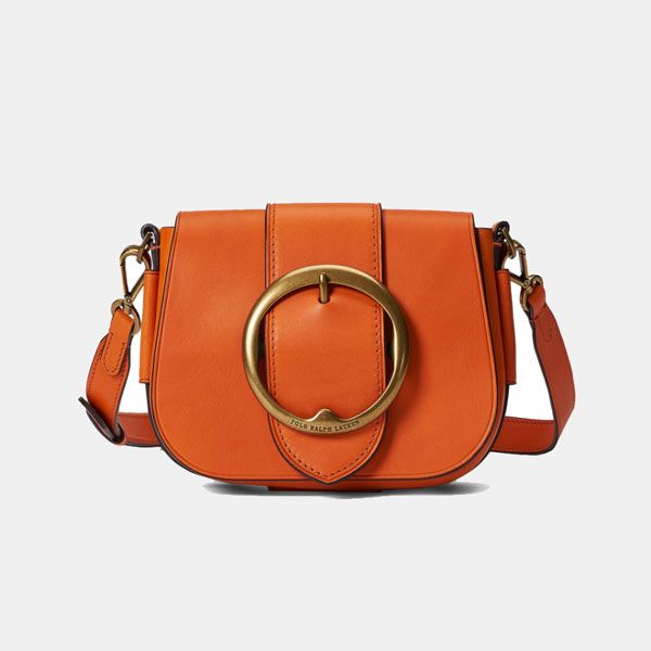 Bolso con hebilla