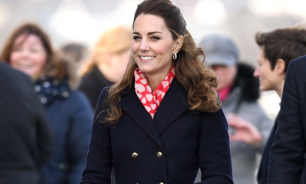 Convierte el vestido rebajado de Kate Middleton en tu mejor compra de San Valentín