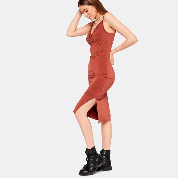 Vestido ajustado de tirantes