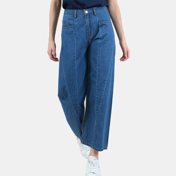 Pantalones vaqueros anchos