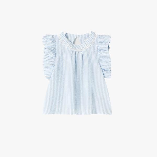 Blusa con rayas y volantes