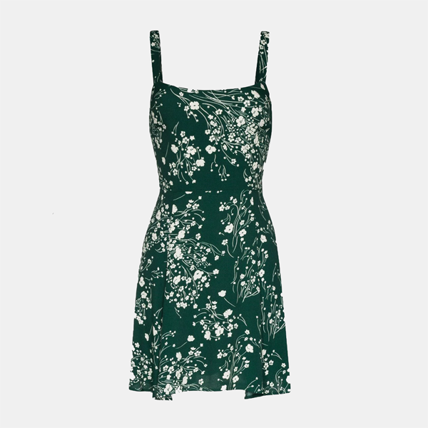 Vestido floral con vuelo y tirantes
