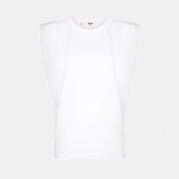 Camiseta con hombreras