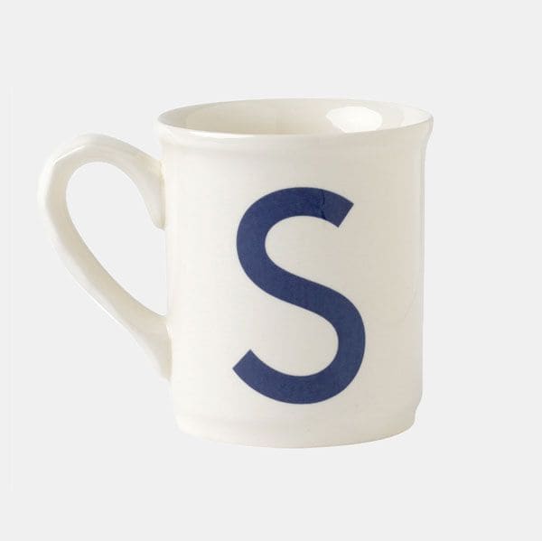 Taza con inicial