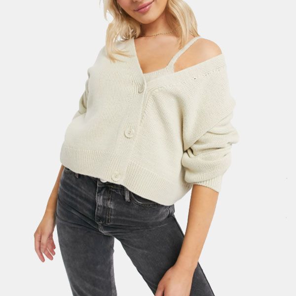 Conjunto de top, chaqueta y 'shorts'
