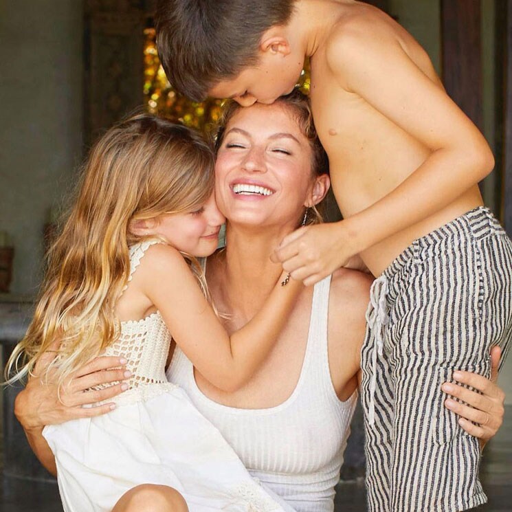 Gisele Bündchen con sus hijos