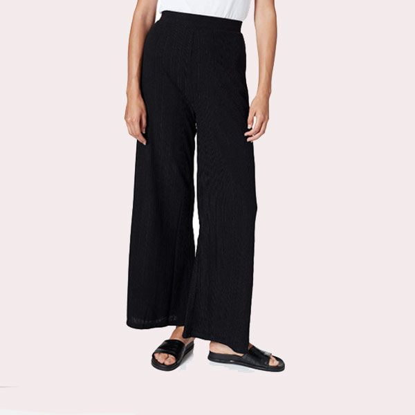 10 pantalones 'palazzo' para crear los looks con estilo 10 Pantalones 'Palazzo' Para Crear Los Looks Con Estilo
