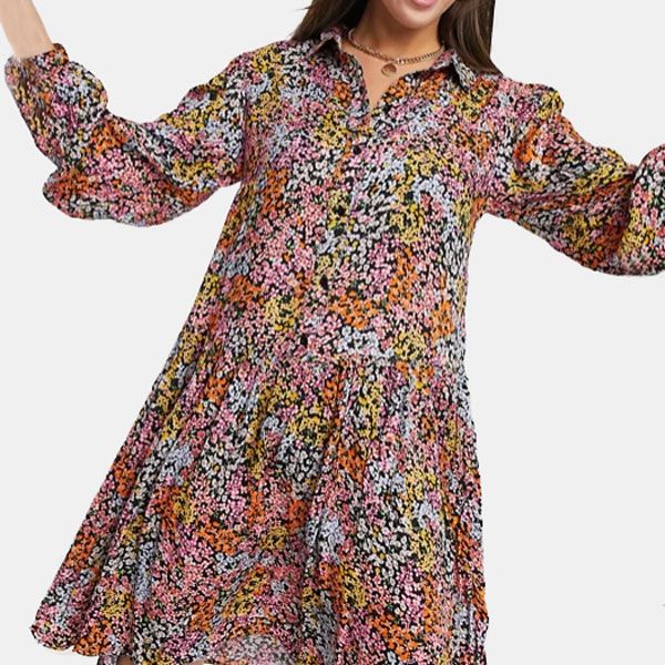Vestido de flores con volante