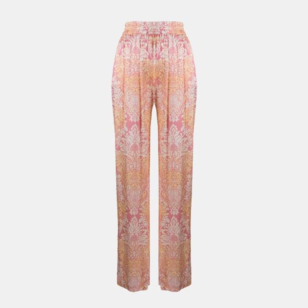 Con estampado floral