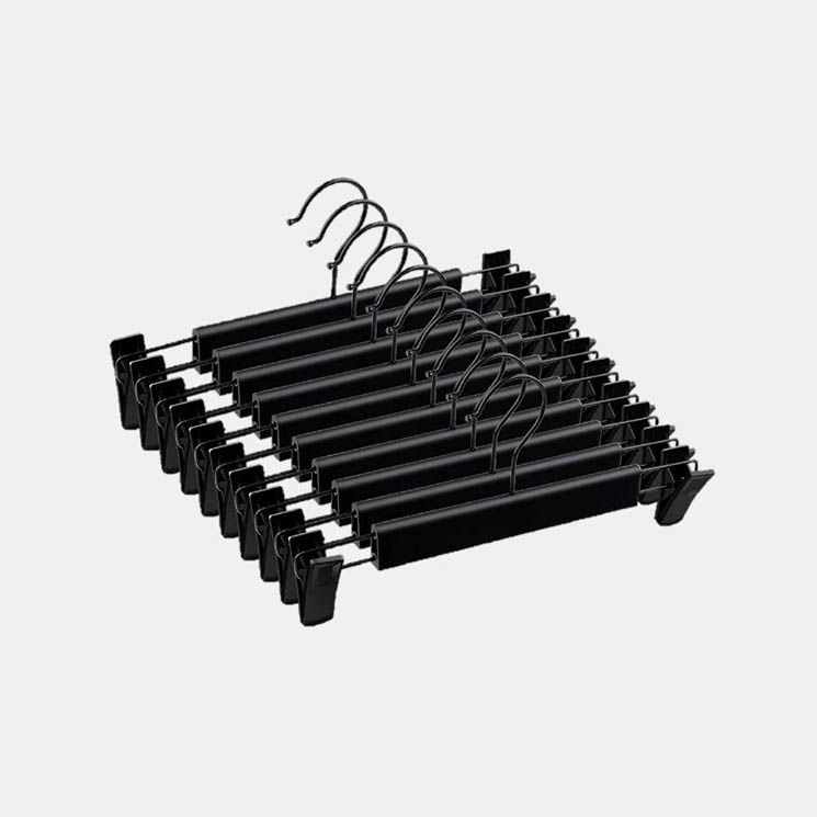 Perchas de 'clip' para minifaldas y bermudas