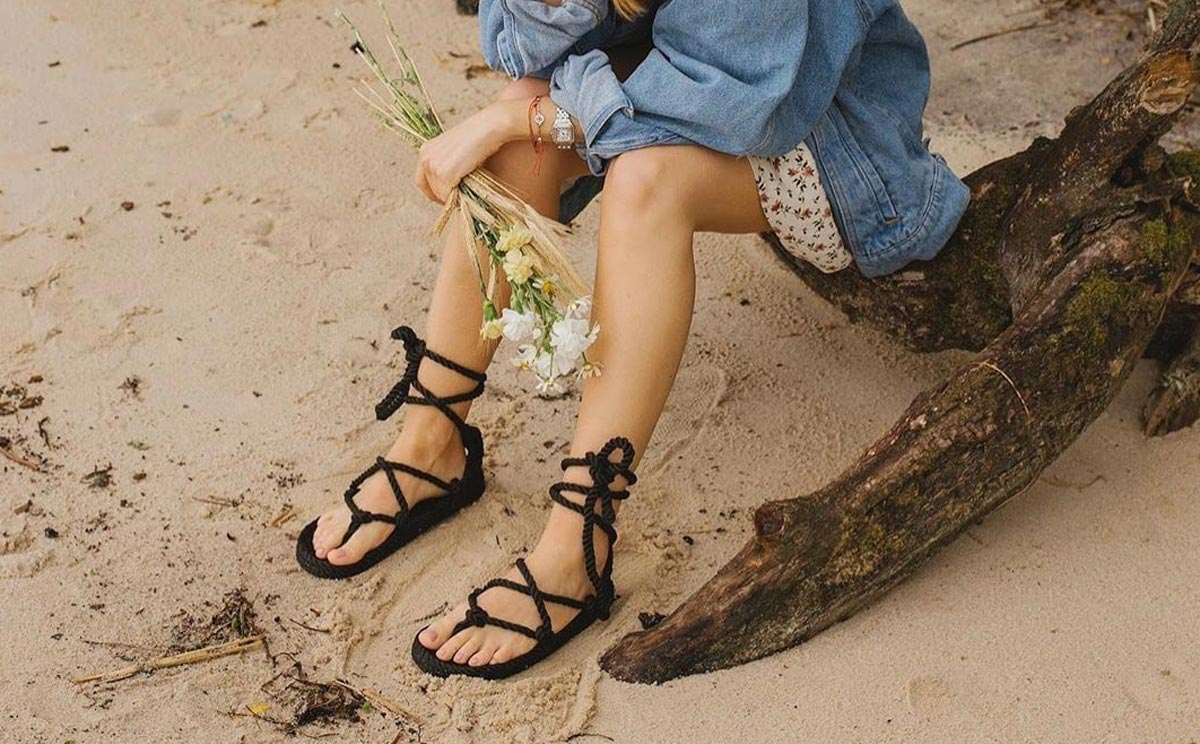 Sandalias planas: compra los diseños que no te quitarás en el verano más esperado