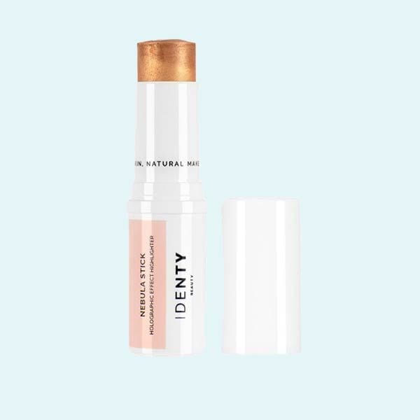 Iluminador en barra: Nebula Stick de Freshly Cosmetics