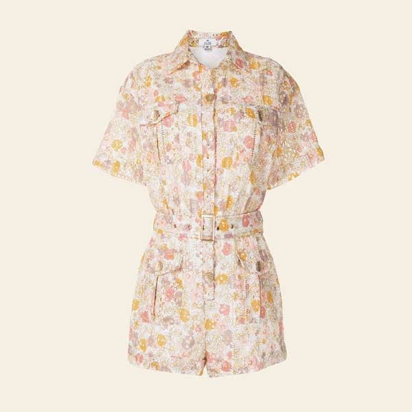 Estampado floral para una excursión por el bosque