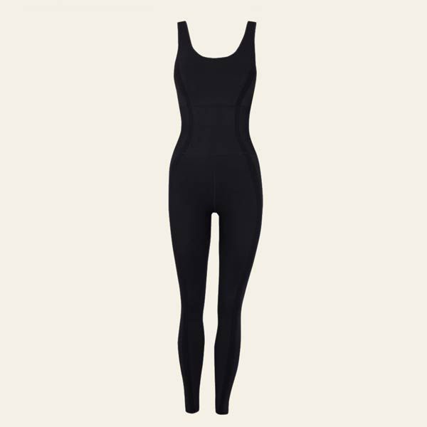 Un mono negro, la prenda deportiva más tendencia