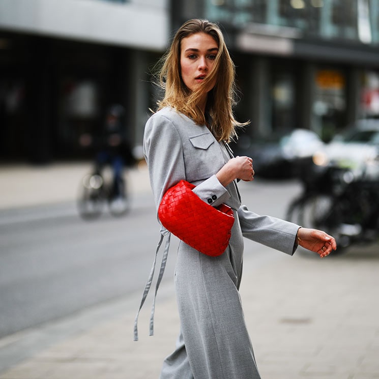 Monos-mujer-tendencia