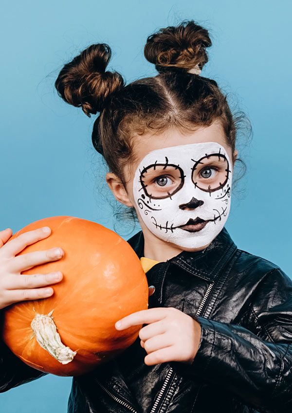 Maquillaje de calavera mexicana para niña