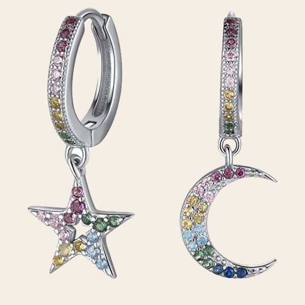 Pendientes minimalistas y alegres