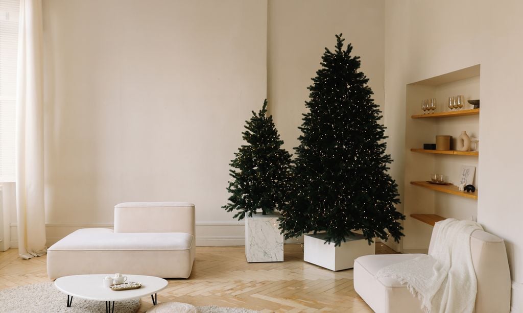 Seleccionamos los árboles de Navidad más bonitos para decorar tu casa estas fiestas