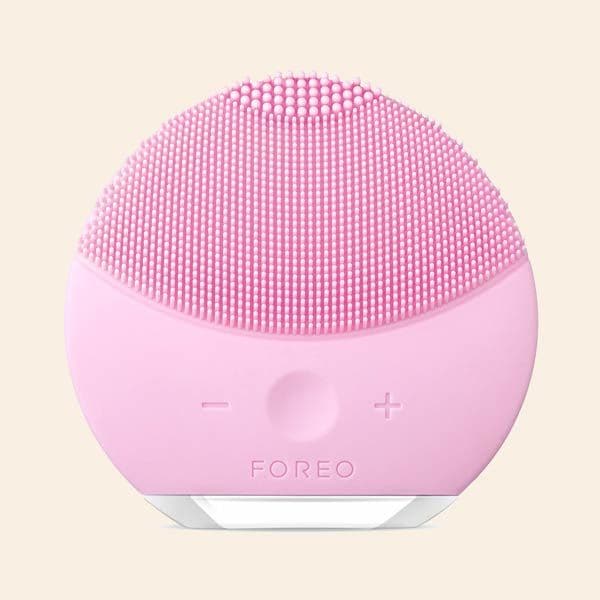 El cepillo limpiador facial más vendido: LUNA Mini 2