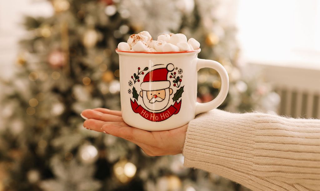 Transforma tus desayunos y meriendas navideñas con las tazas más bonitas para toda la familia