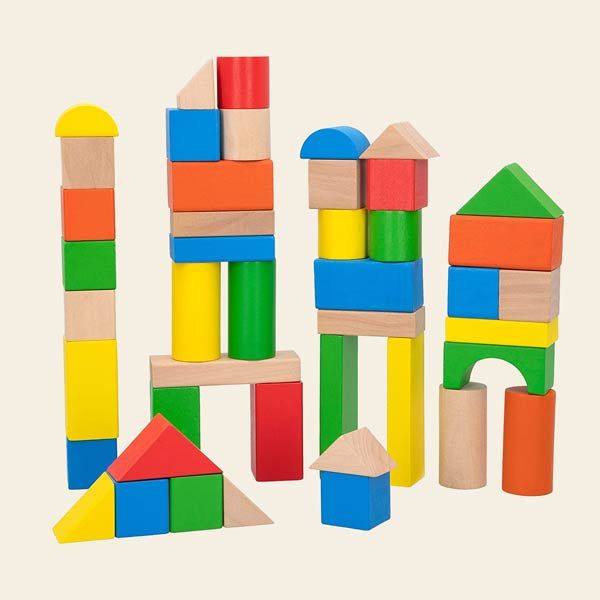 Un juego de construcciones de madera