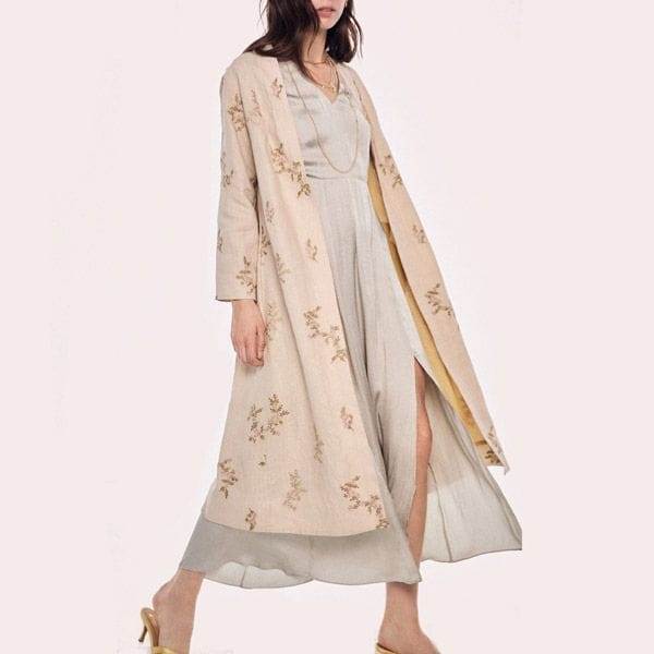 El kimono bordado que te convertirá en la mejor vestida