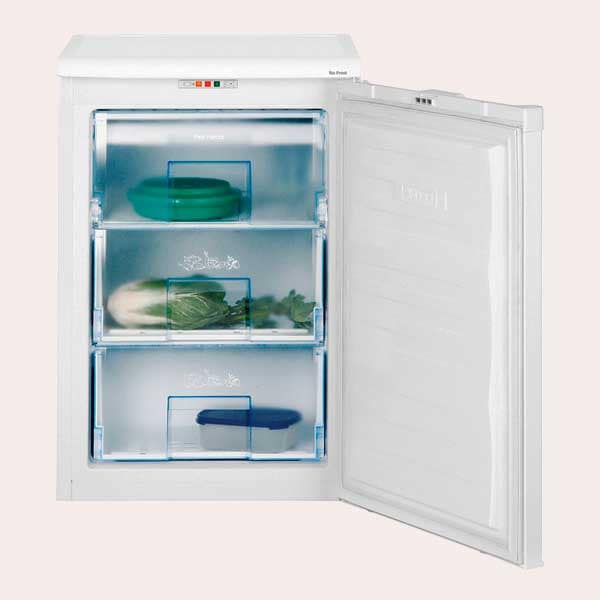tiene el congelador pequeño barato que podrás convertir en  frigorífico (y además está rebajado)
