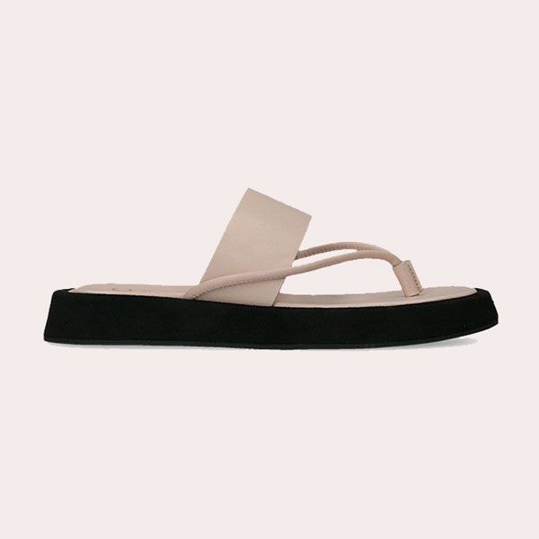 La versión más elegante de las chanclas