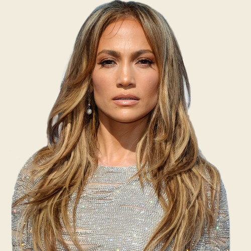 Jennifer Lopez con vestido de brillantes en American Idol 2014