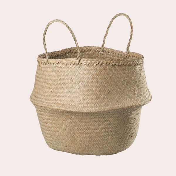 Una cesta fibra natural