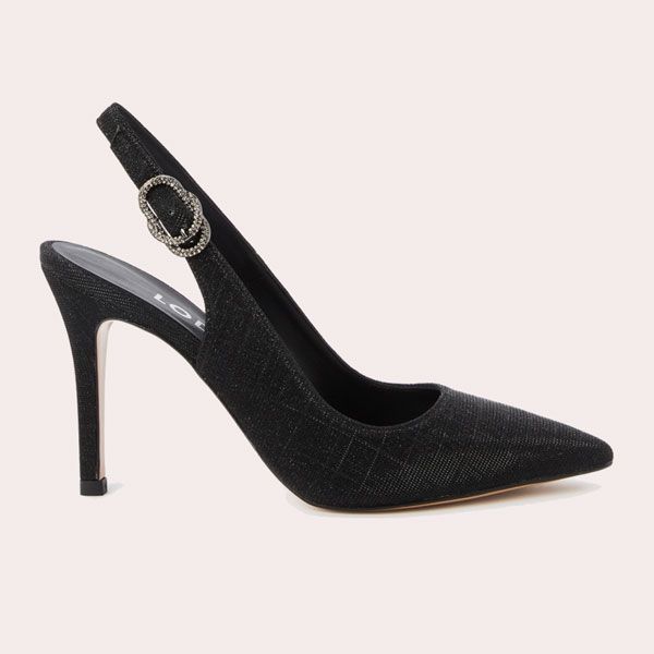 Unos tacones clásicos con un giro brillante