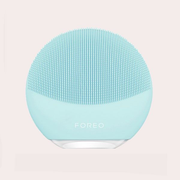 Para las que más se cuidan: un cepillo limpiador facial