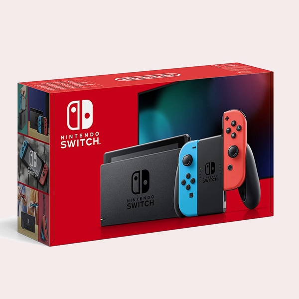 Consola Nintendo Switch con Neon Blue Joy Con y Neon Red Joy