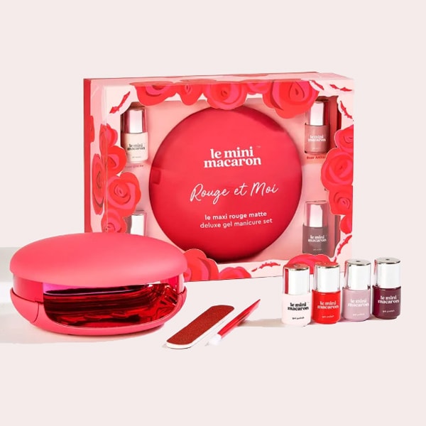 Le Mini Macaron Rouge and Moi Deluxe Gel Manicure Set