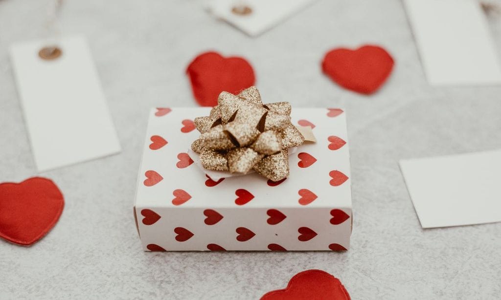 12 regalos de San Valentín para hombre con los que enamorarás (otra vez) a tu pareja